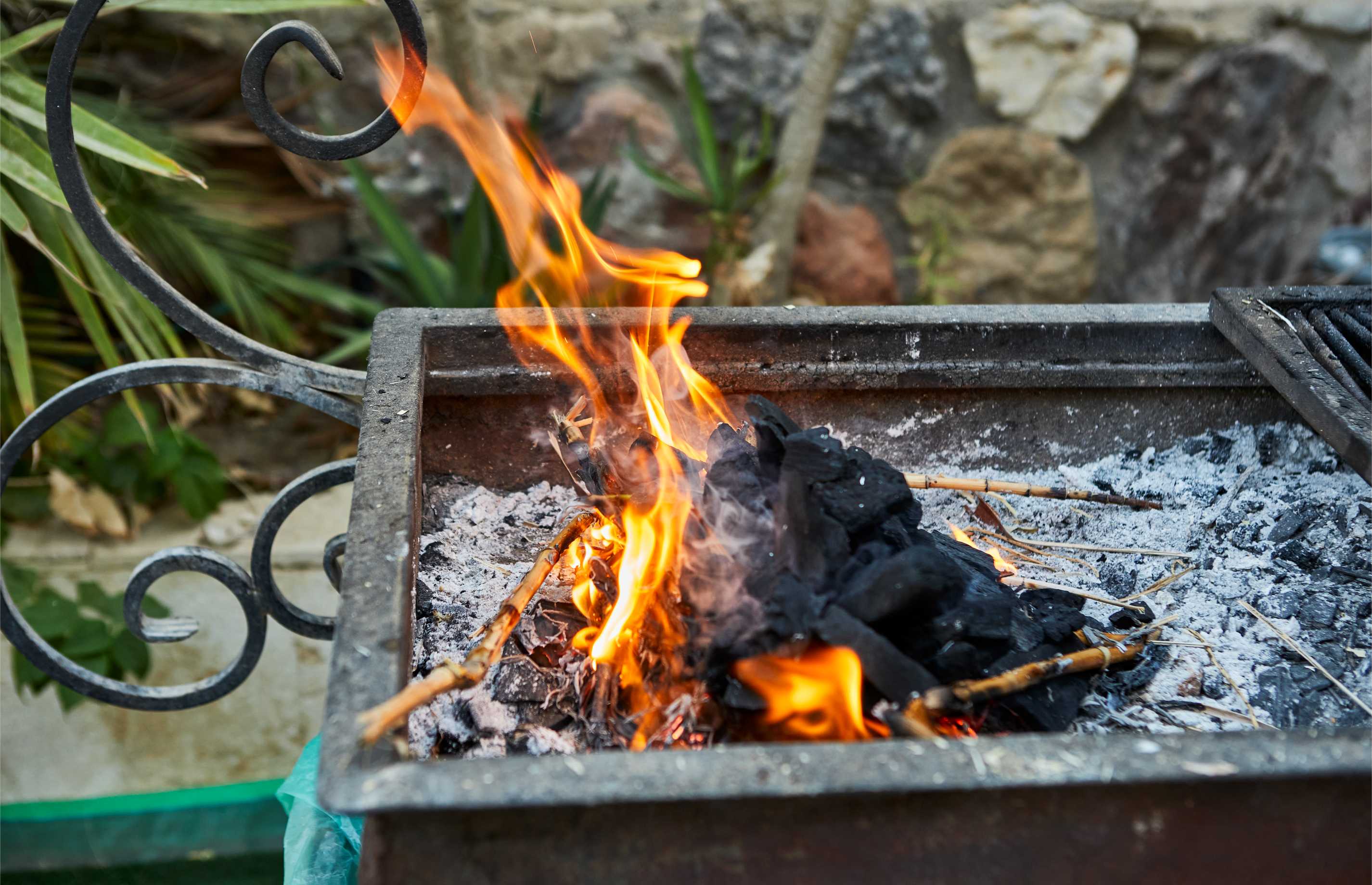 Küçük Bahçeler İçin Şömine Seçimi