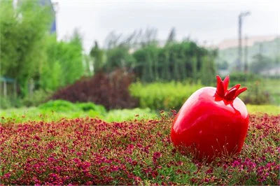 Sanatsal Meyve Objeleri ile Bahçenizi Canlandırın