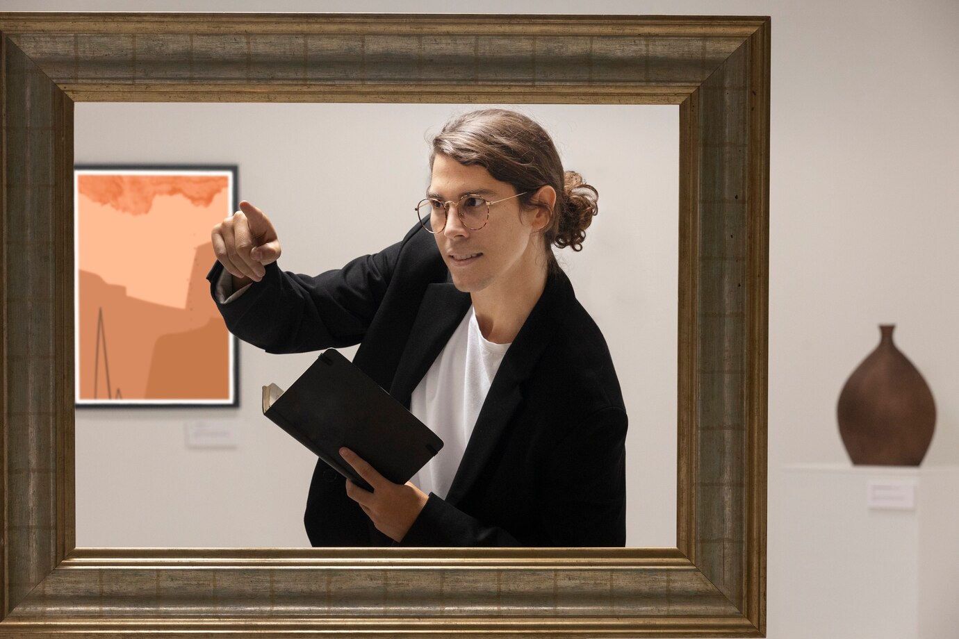 Sanat Eserlerini Evinize Uyumlu Hale Getirme: Mekanlarınıza Uygun Çerçeve ve Yerleşim Önerileri