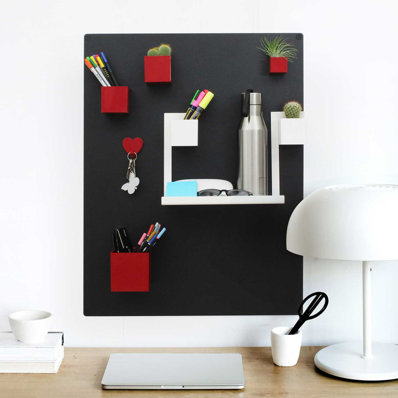 74 x 57 Cm Manyetik Metal Plaka