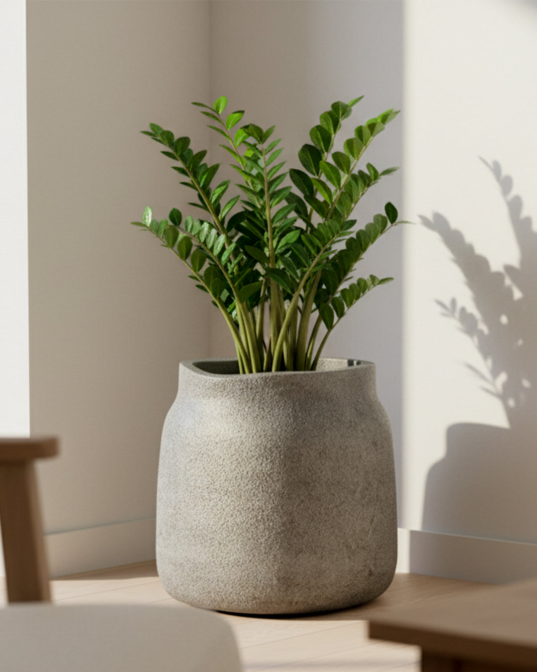 Boge 37 L Plastik Saksı Granit