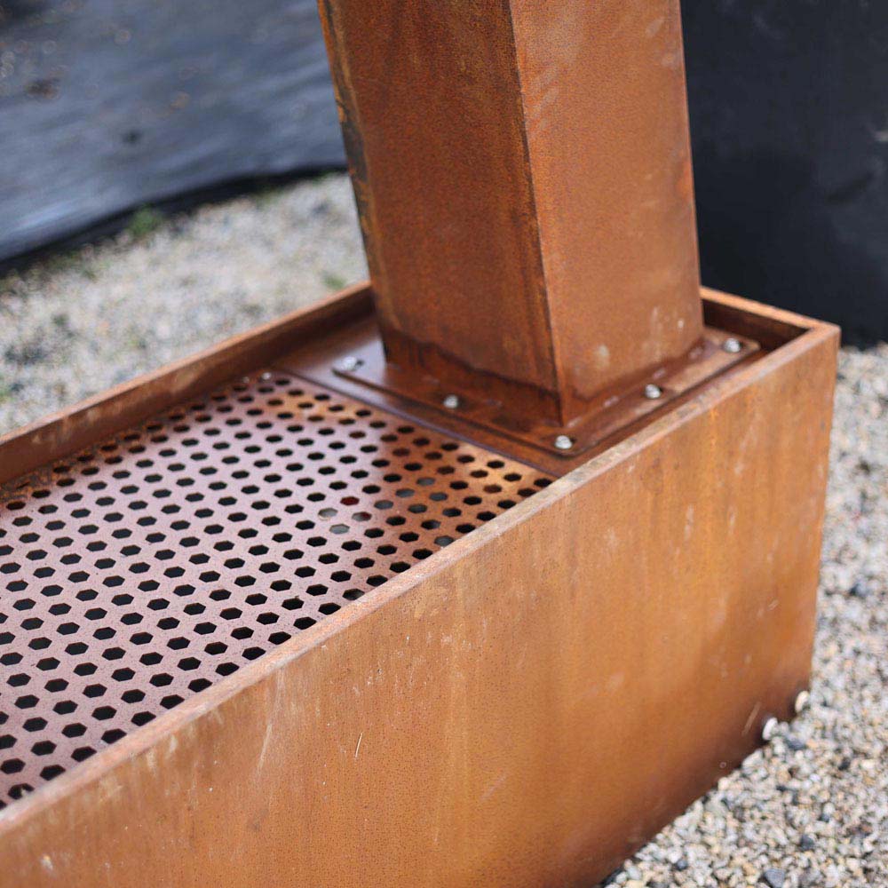 Corten L Şeklinde Su Perdesi