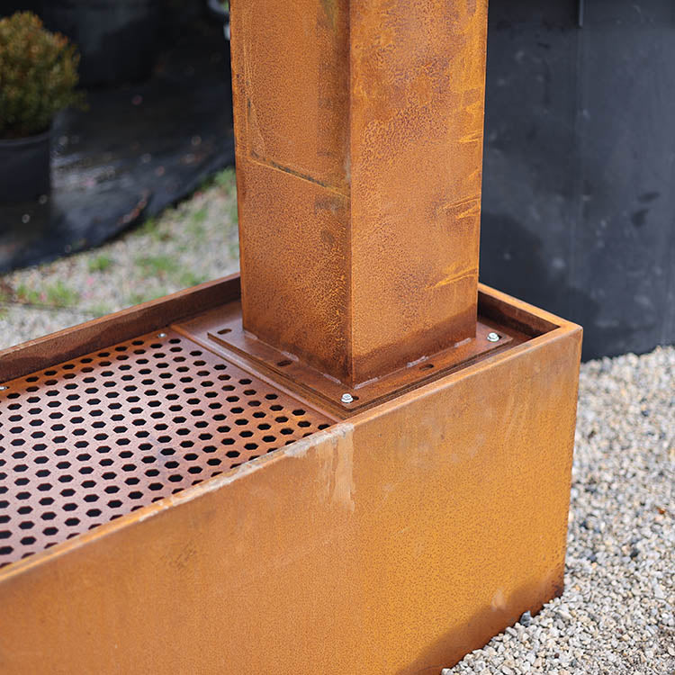 Corten Tekli Su Perdesi