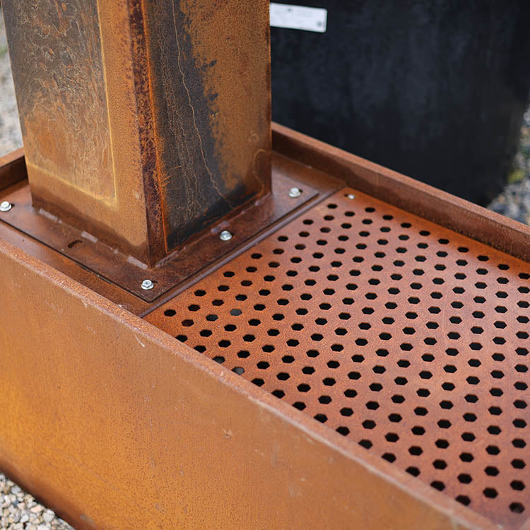 Corten Tekli Su Perdesi