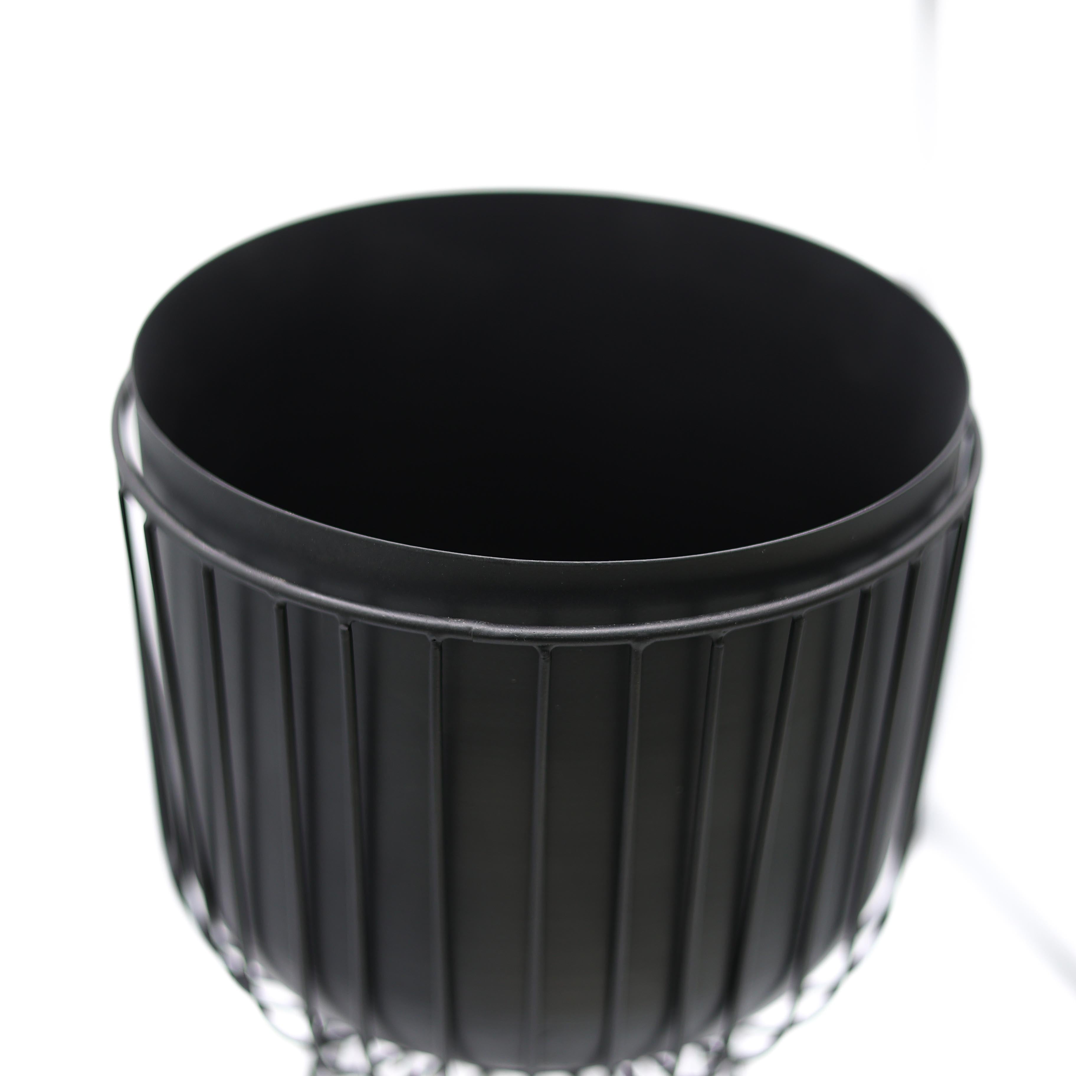 Gloria Siyah Metal Ayaklı Saksı Siyah