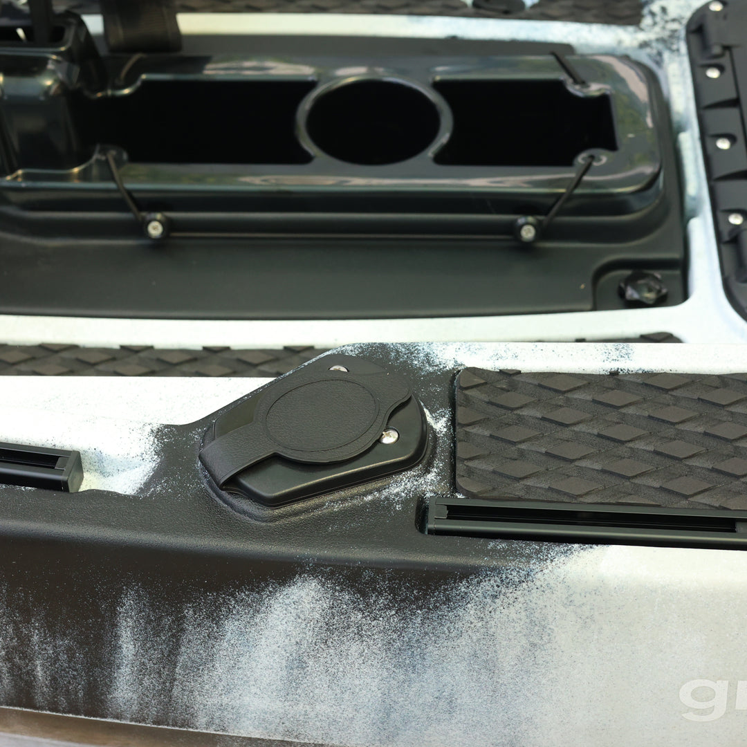 Harman Balıkçı Kanosu Beyaz Gri Siyah