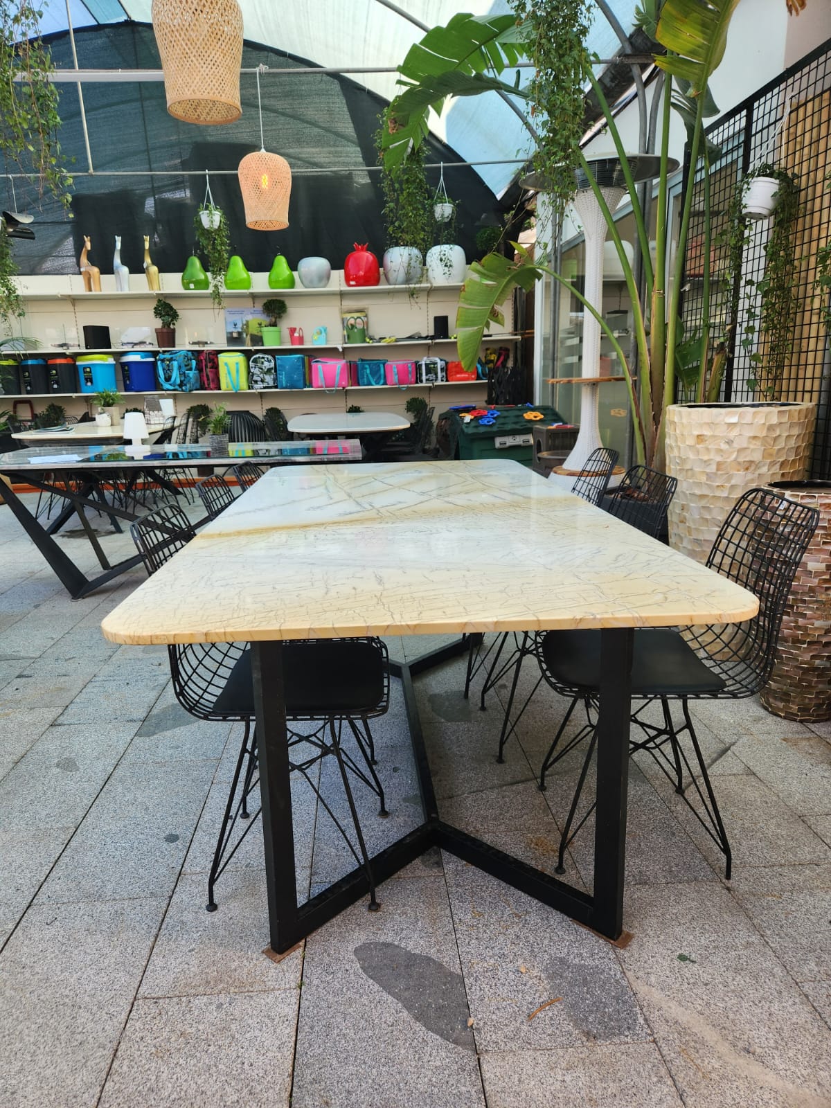 Moroccan White Mermer Masa