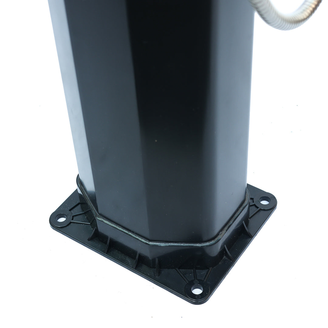 Pegaeae Bahçe Çeşmesi Siyah