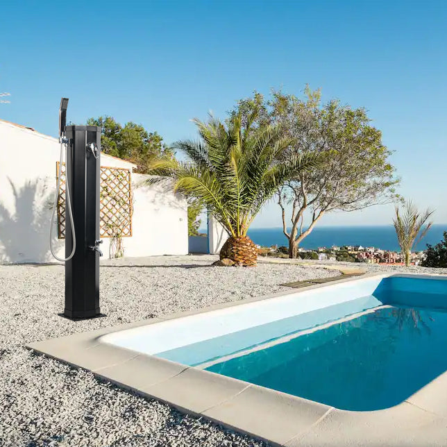 Pegaeae Bahçe Çeşmesi Siyah