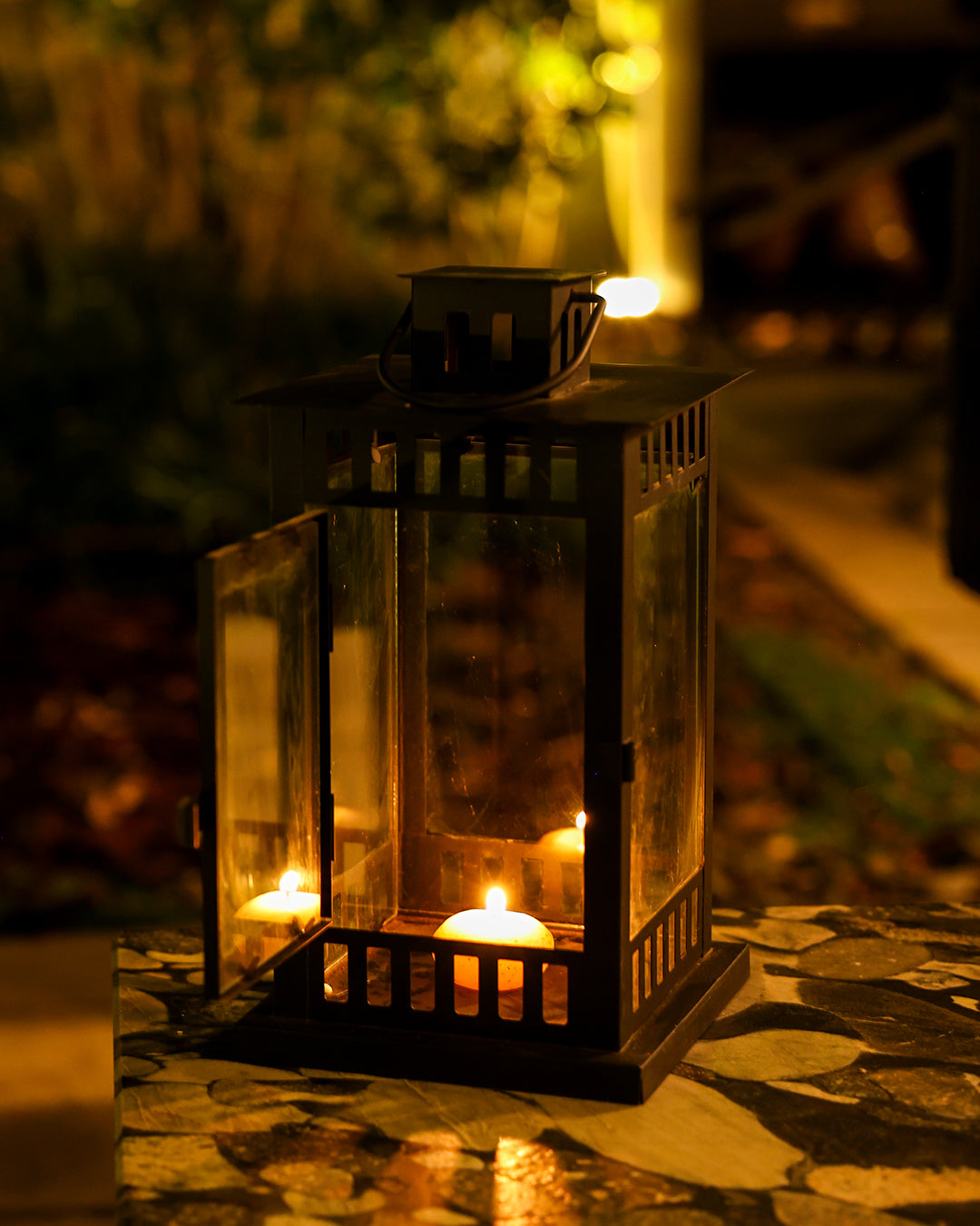 Siyah Japon Çay Bahçesi Mumluğu