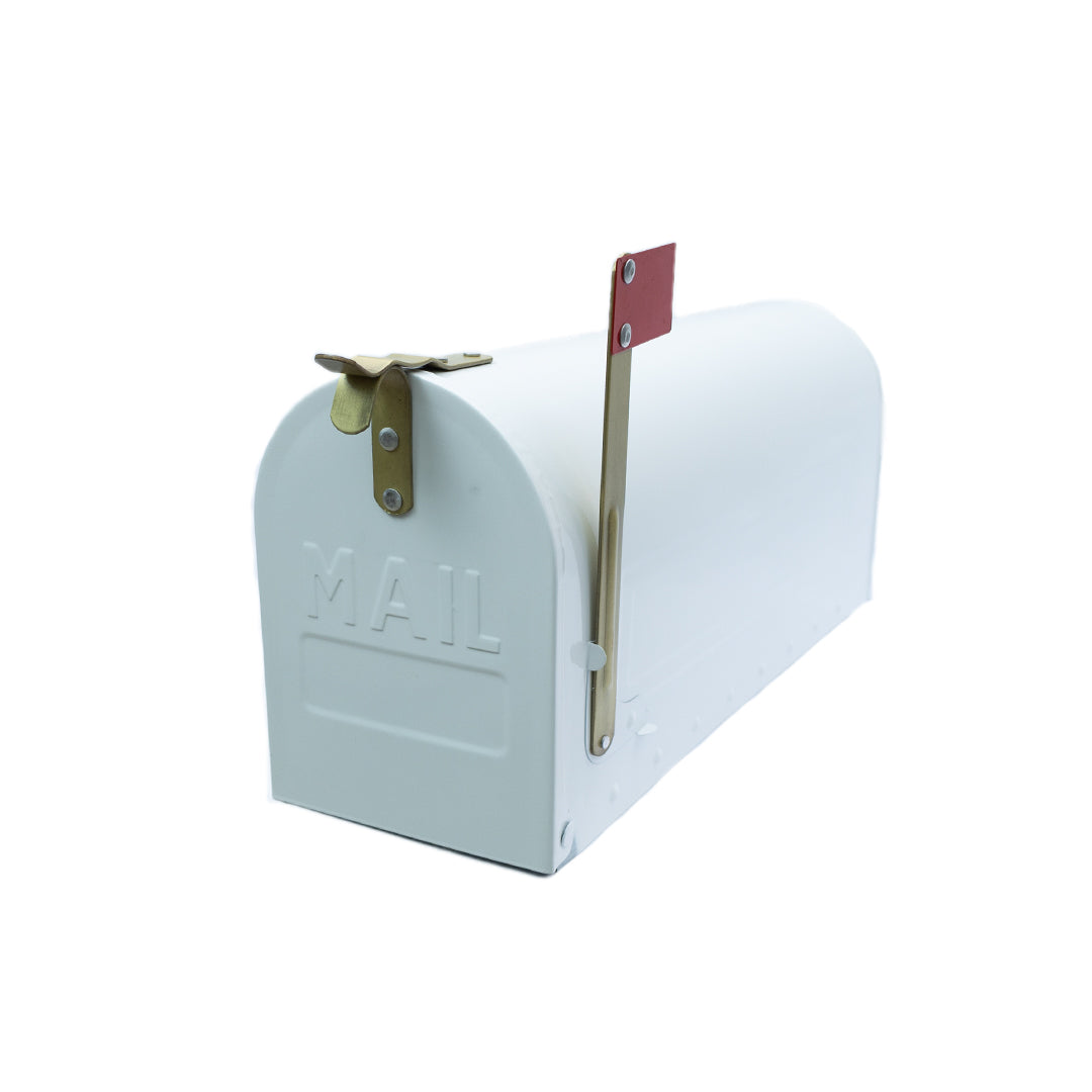 Dekoratif Beyaz Boyalı Bayraklı Posta Kutusu