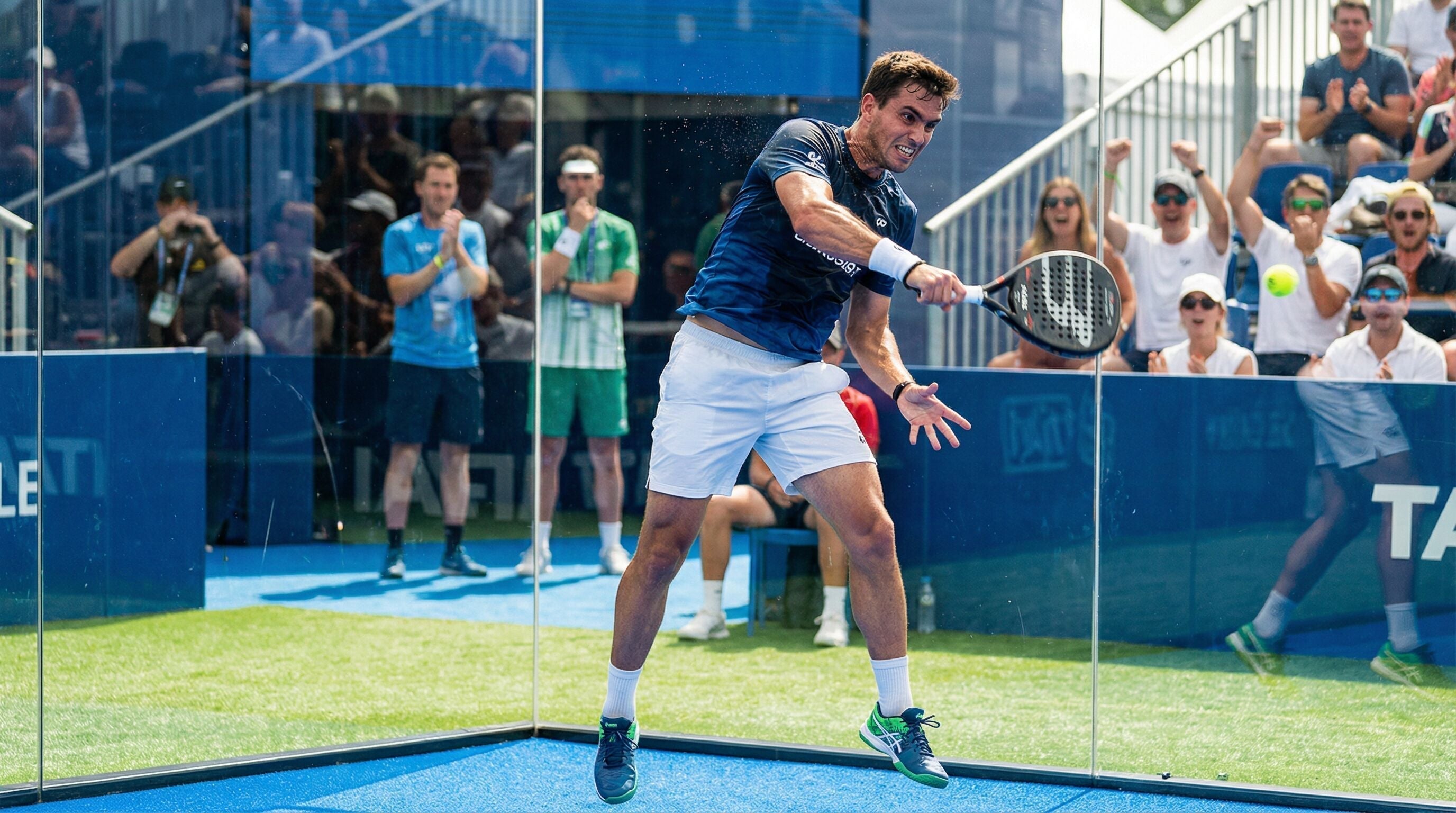 Padel Raketi Ağırlık Seçimi: Oyununuzu Doğrudan Etkileyen Kritik Karar