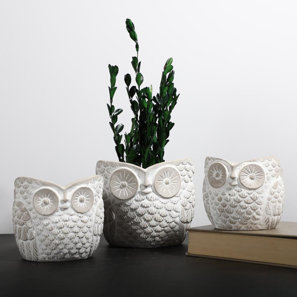 Baykuş Saksı Küçük Boy Beyaz