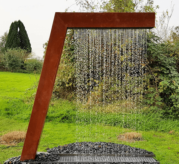 Corten L Şeklinde Su Perdesi