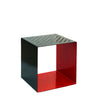 Greenmall 42x45x45 cm Cubix metal koltuk, üstü delikli siyah dış ve kırmızı iç yüzeyli küp tabure.