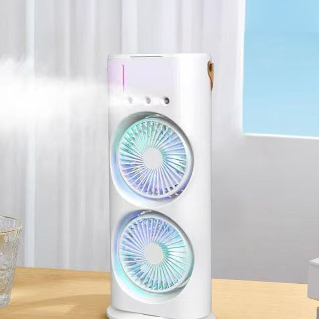 SY 11x11x30 cm beyaz renkli Double Buzlu Fan, RGB LED ışıklı çift pervanesi ve buhar çıkışıyla masa üzerinde.