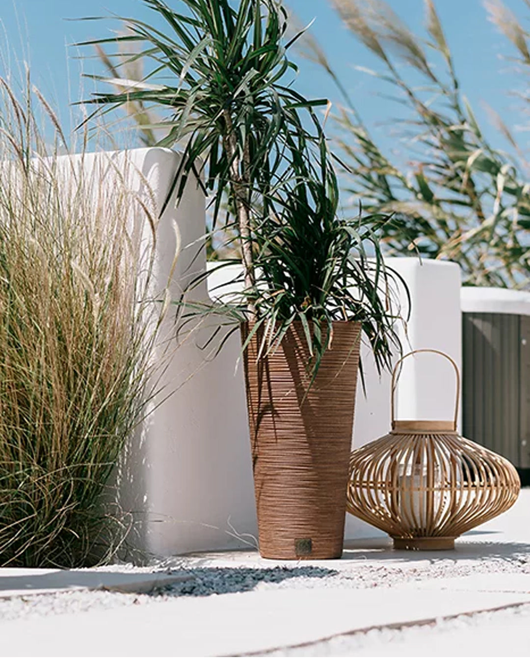 Furu Slim ECO Wood Sütun Ahşap Katkılı Plastik Saksı Ø30 cm 57.5 cm yükseklik 27 L beyaz