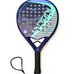 Ianoni 45,5 cm mavi karbon fiber padel raketi, turkuaz detaylı delikli yüzeyi ve siyah bilek askılı sapı.