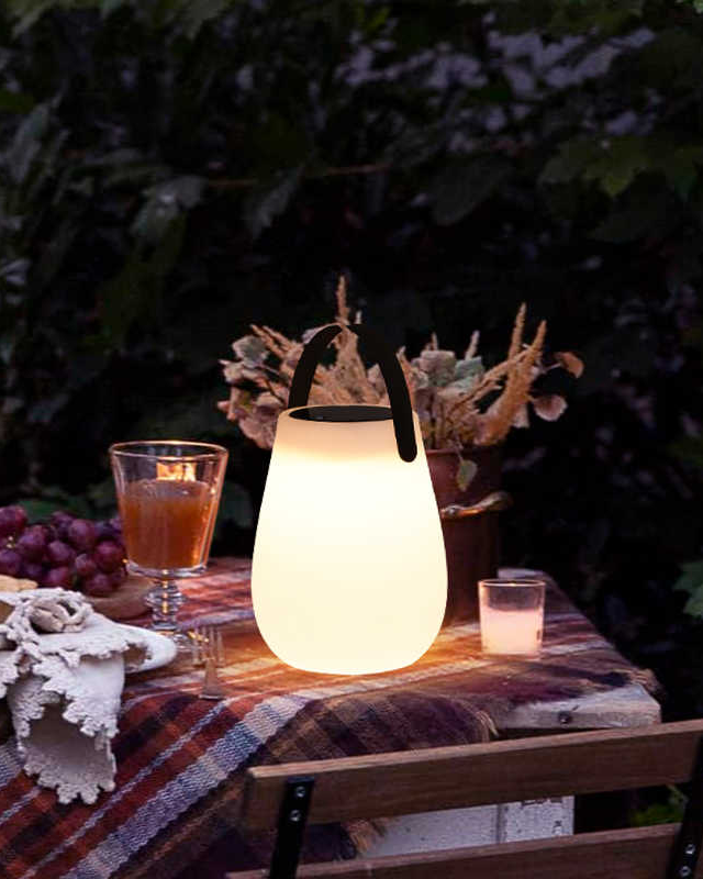 Luna Solar Yuvarlak Masa Lambası