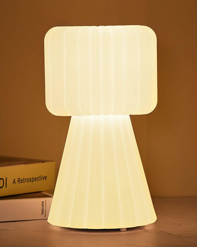 Magna Manyetik Şarjlı Masa Lambası