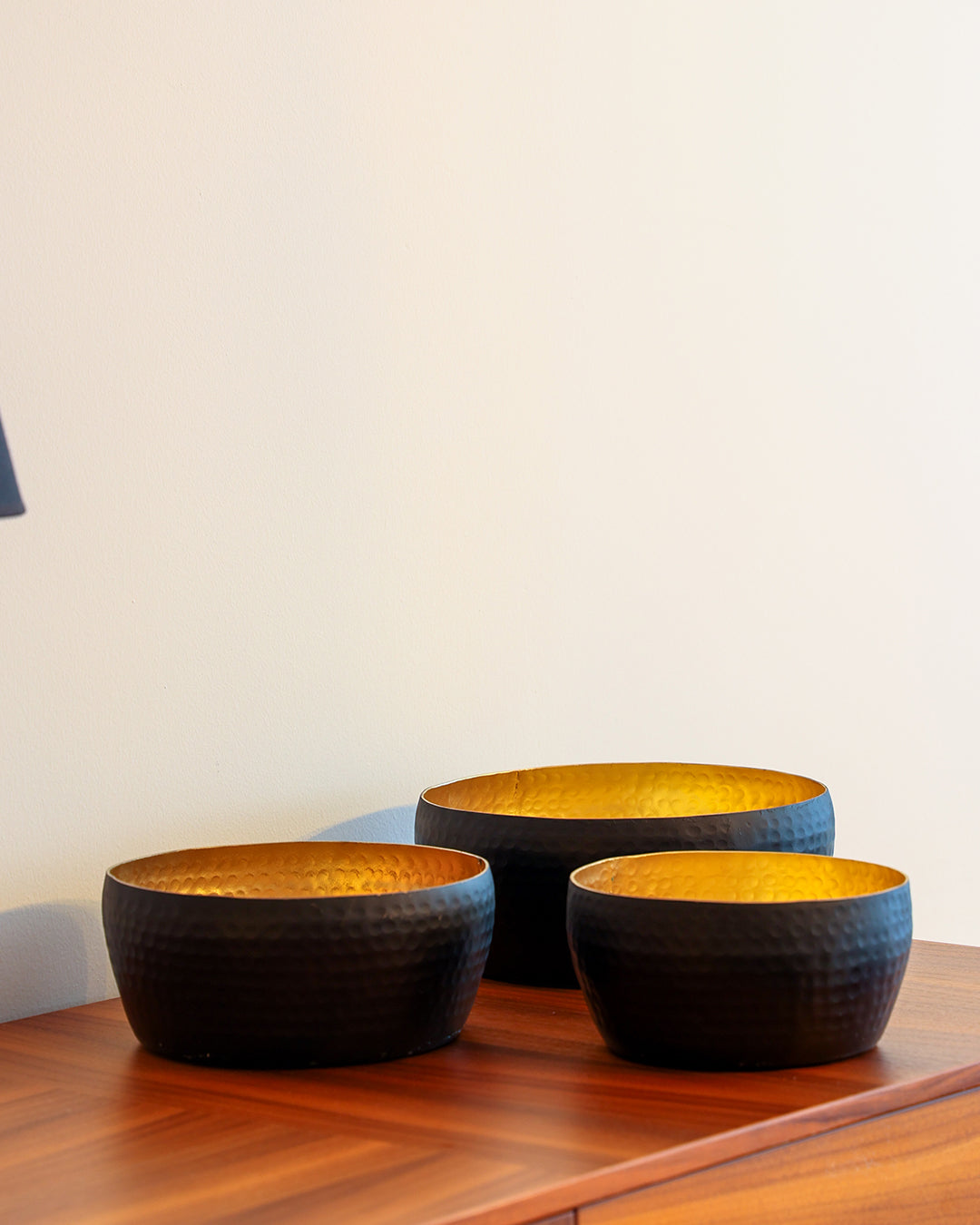 Mavre Orta Boy Saksı Siyah