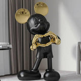 Mickey Mouse Love Dekoratif Biblo, parlak altın detaylı antrasit figürün kalpli duruşu.