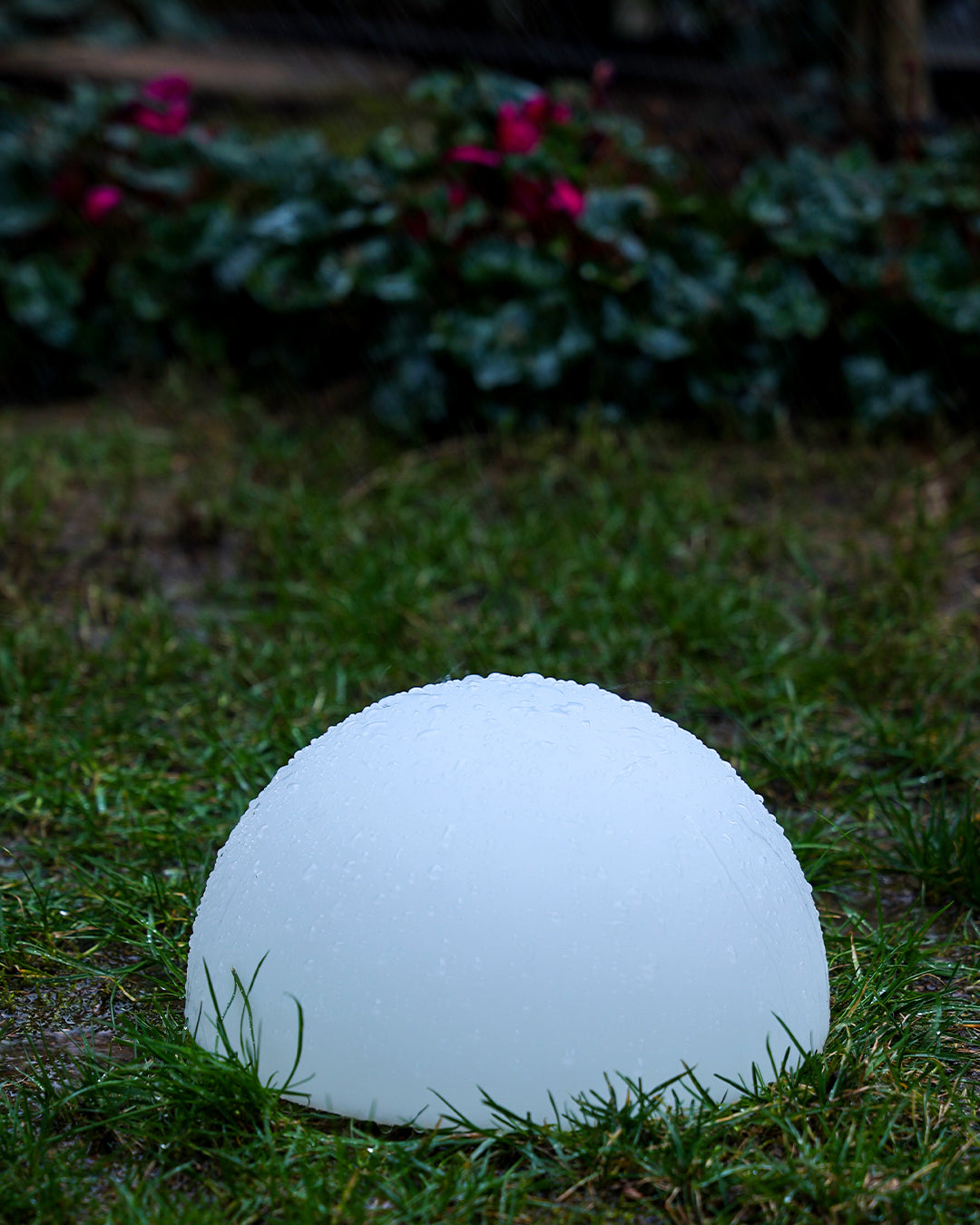 Orbis Solar Yuvarlak Bahçe Lambası 30 Cm